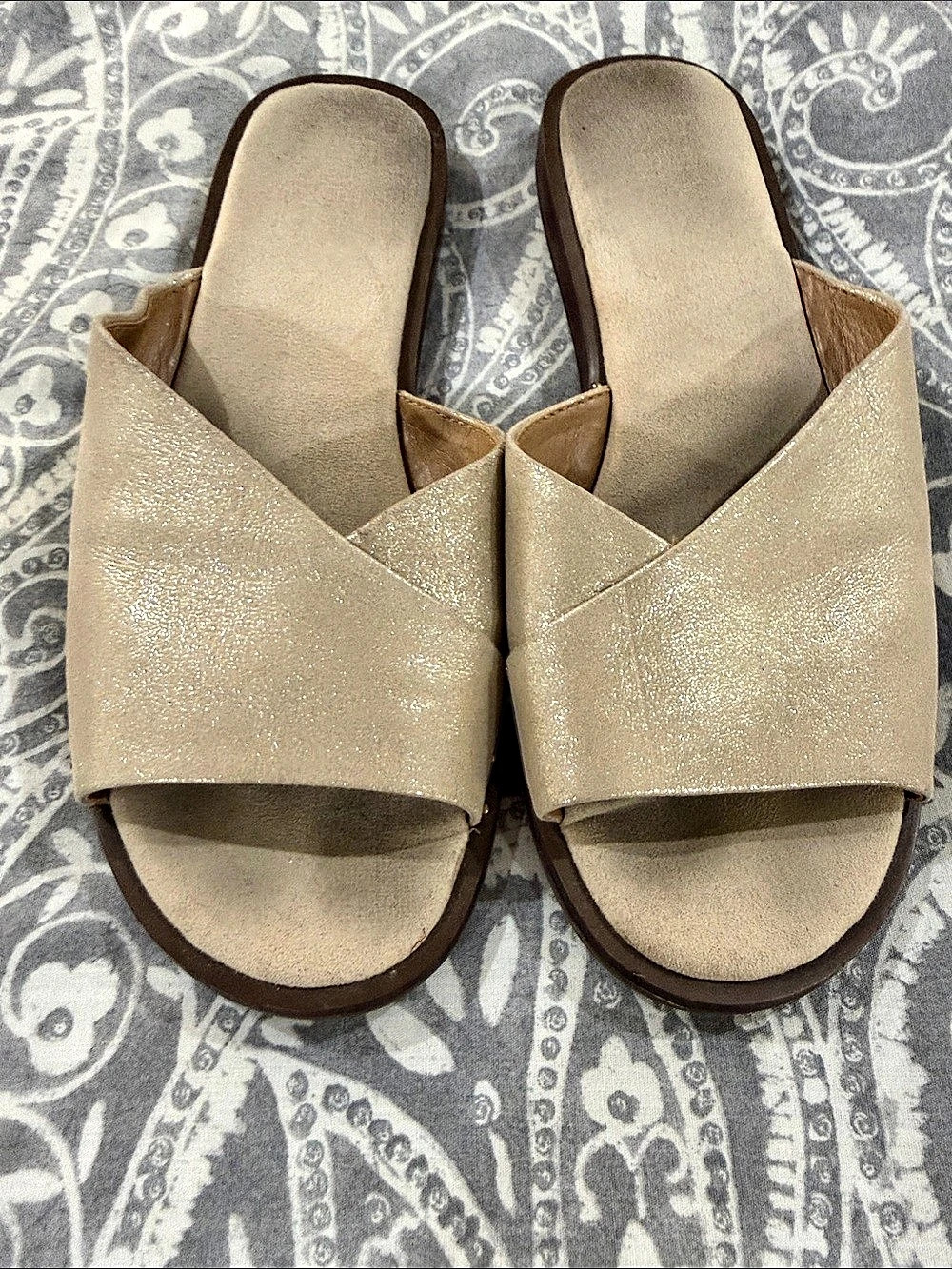 Glitter Slide Sandals in Gold